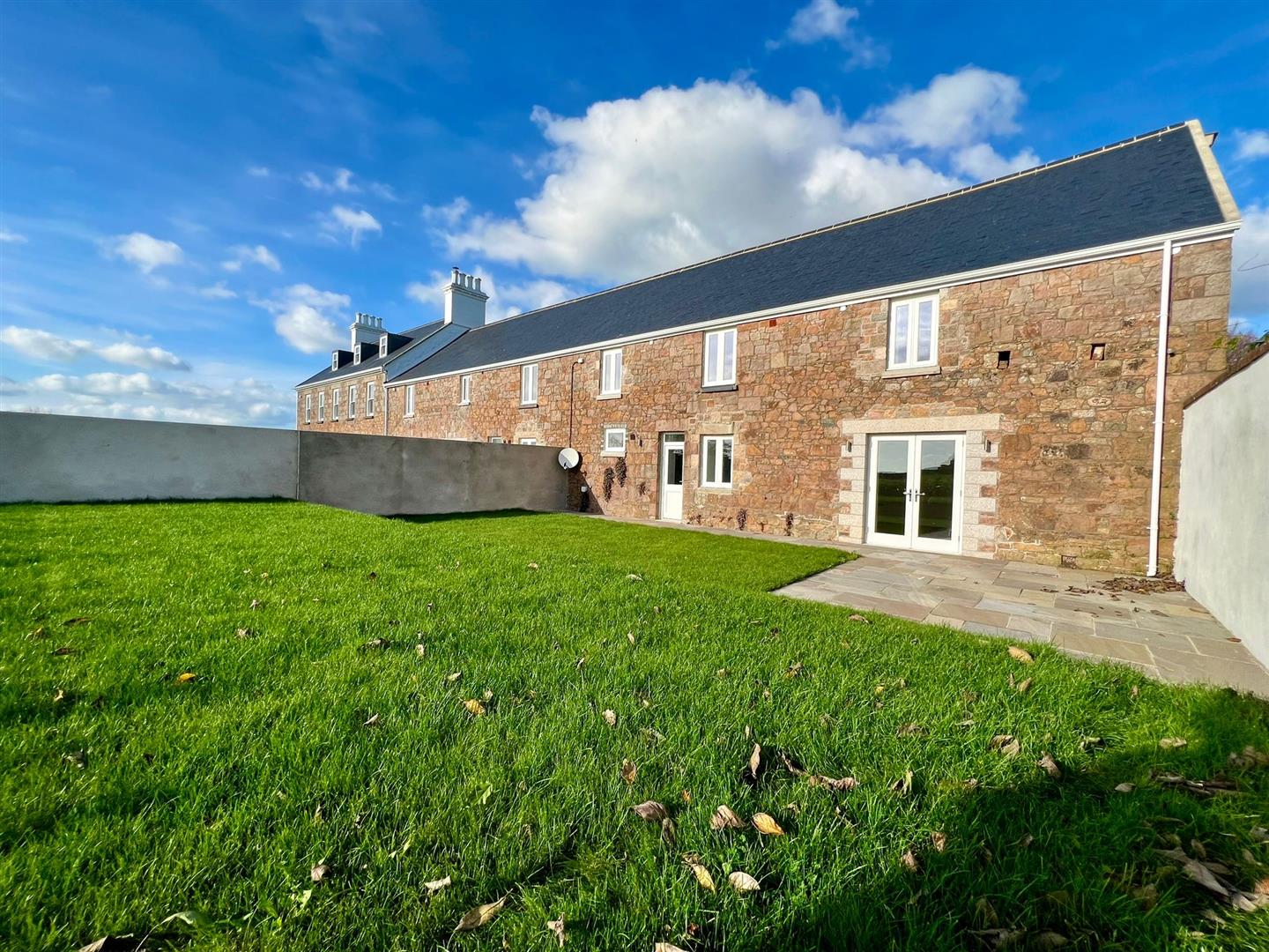 3, Les Petits Canons, La Grande Route De St. Jean, Trinity